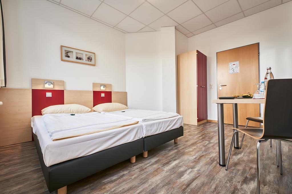 Djh-Gastehaus Bermuda3Eck Hotel Bochum Ngoại thất bức ảnh